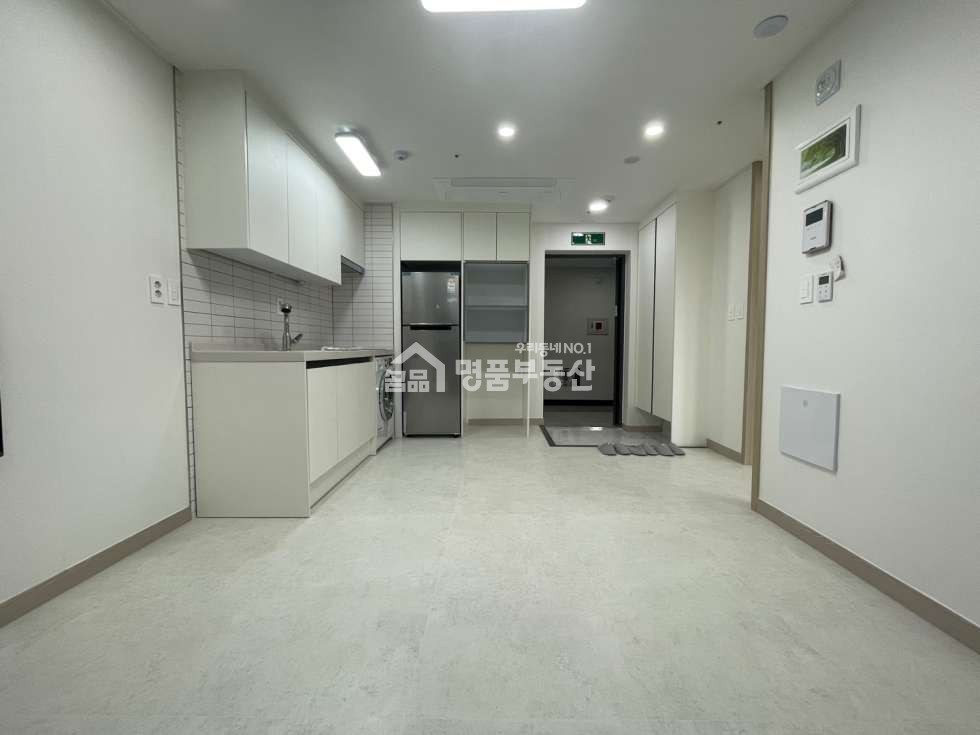 부산 부산진구 양정동 388-8 양정역 분리형 투룸 신축 첫입주 풀옵션 월세 매물번호 10072 사진 3