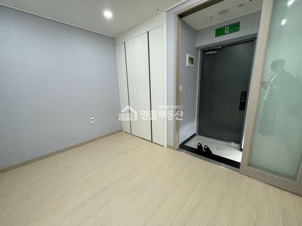 부산 부산진구 전포동 694-3 엘프리메로동 역세권 화이트톤 여성안심거주 월세 매물번호 10082 사진 4