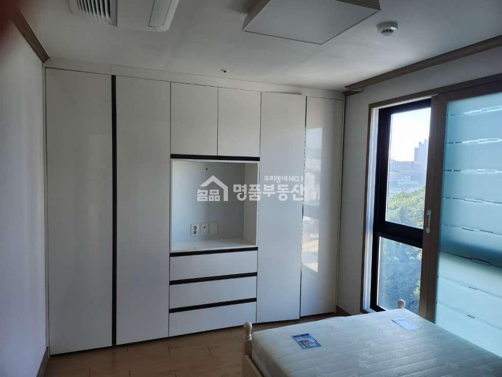 부산 동구 범일동 범일현장 전입가능 조망좋고 방2 풀옵션 가격저렴해요 월세 매물번호 10103 사진 6