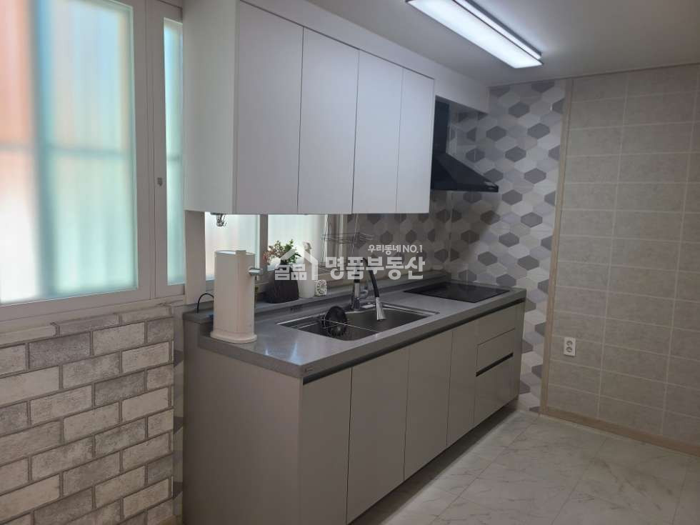 부산 중구 영주동 275-2 올리모델링 방3 월세 매물번호 10338 사진 2