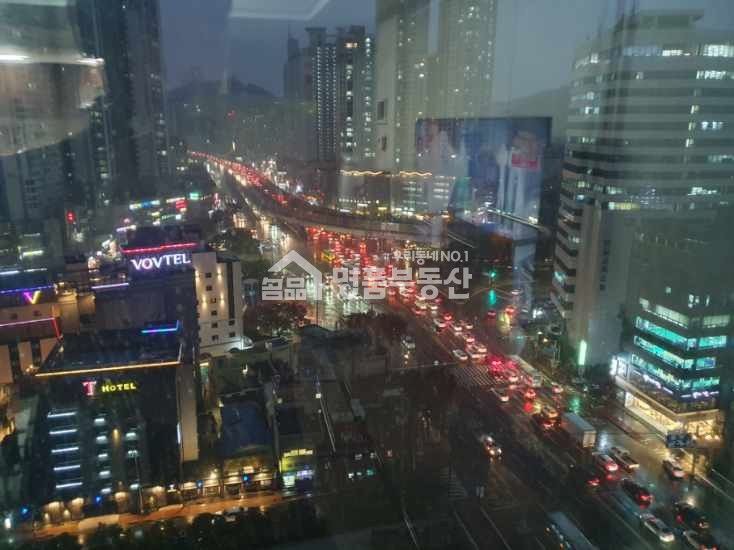 부산 동구 범일동 830-296 102동 탁트인뷰 에어컨6대 교체 큰방3 드레스룸1 매매 매물번호 10353 사진 3